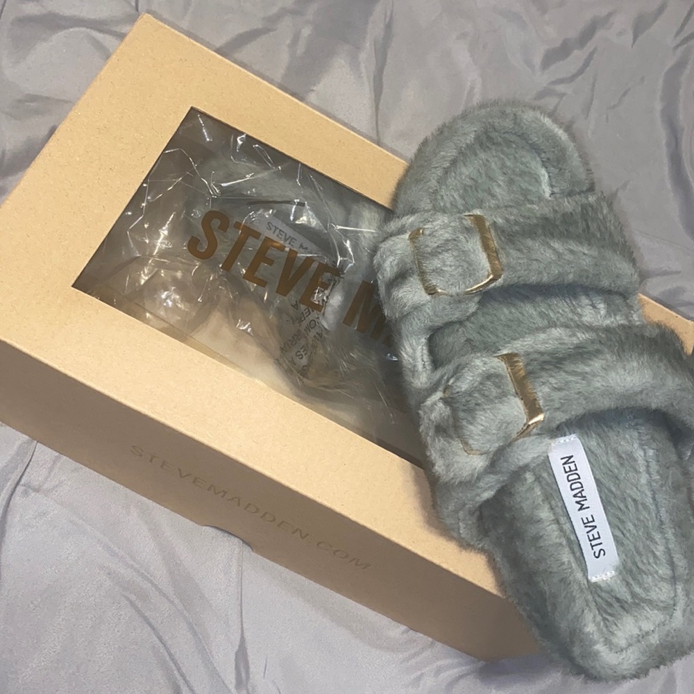 Steve Madden Around Slide Slippers